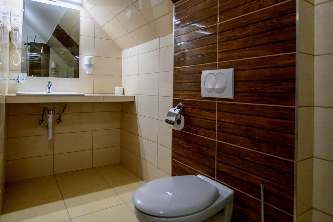 Hotel Idill - Felnőttbarát 3*